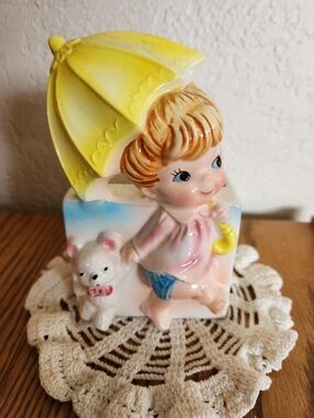 VINTAGE RELPO CERAMIC PLANTER CHILD UMBRRLLA TEDDY BEAR